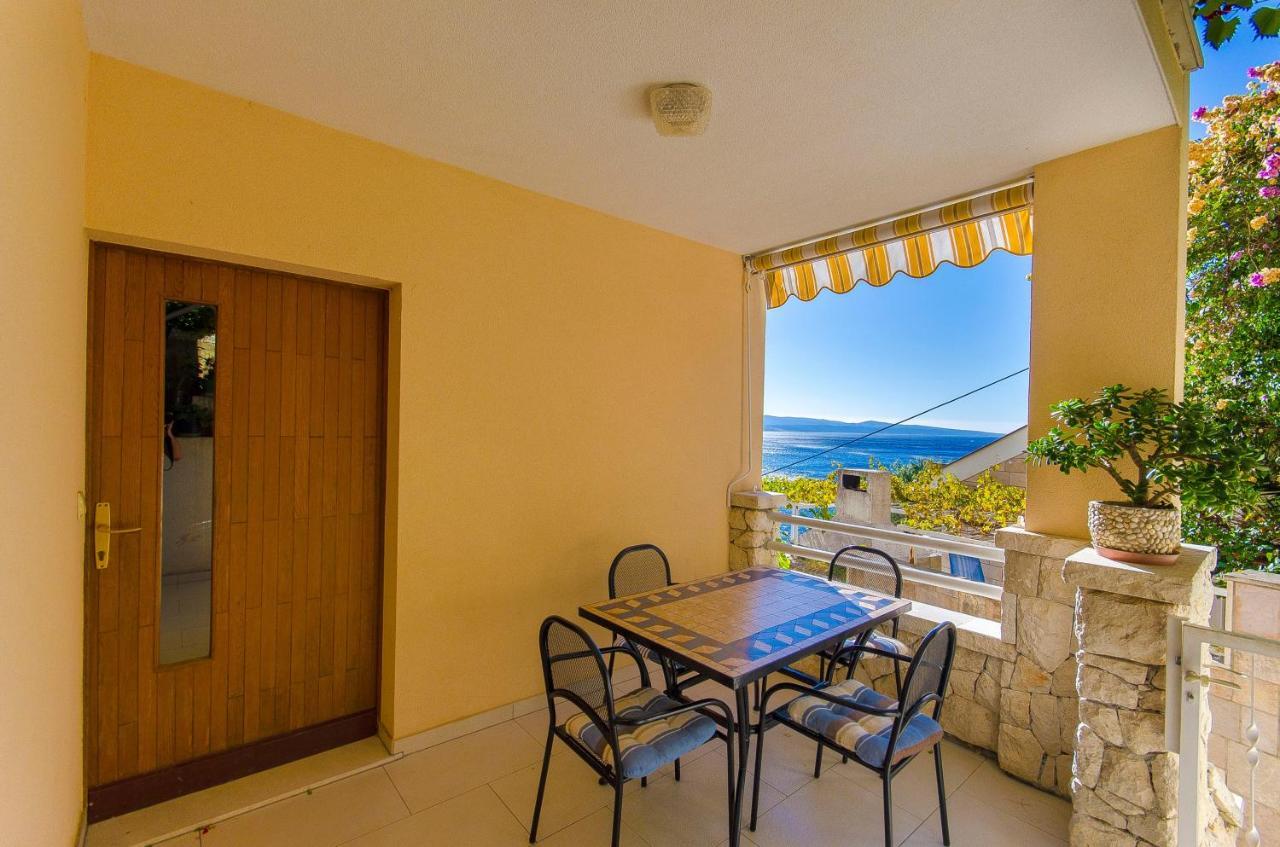 Apartments By The Sea Pisak, Omis - 2802 Dış mekan fotoğraf